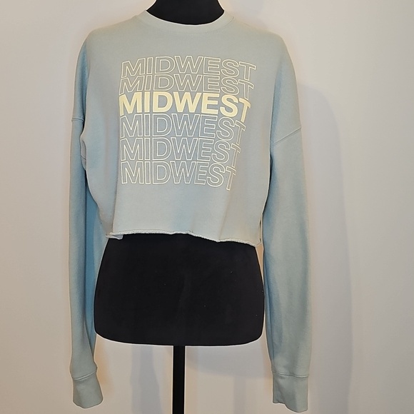 Bella Canvas Tops - Midwest Light Blue Cropped Crew Neck Sweatshirt Size Medium
